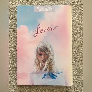 Taylor Swift Lover deluxe album